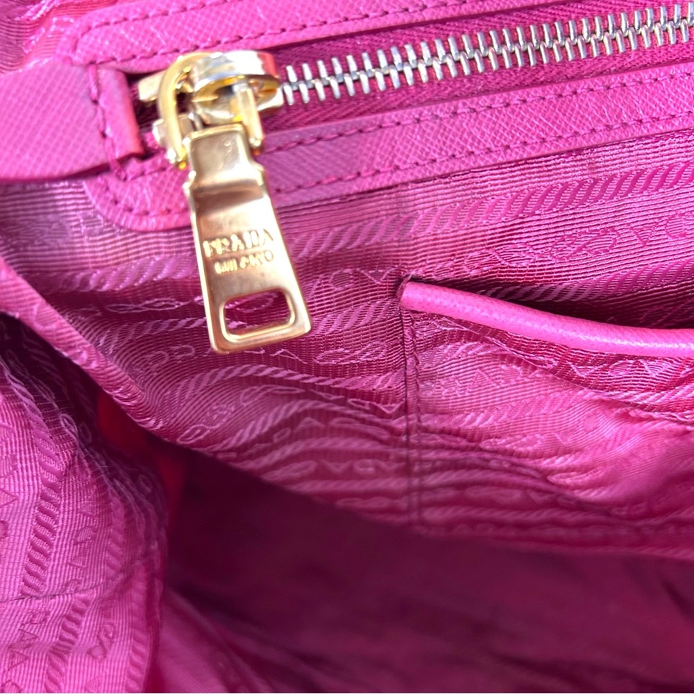 Prada Pink Tote Bag - Picture 14 of 16